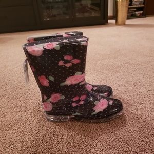 Rain boots